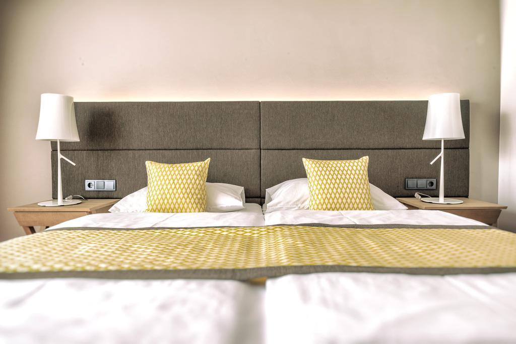 Hotel Turmhof グンポルツキルヒェン 部屋 写真